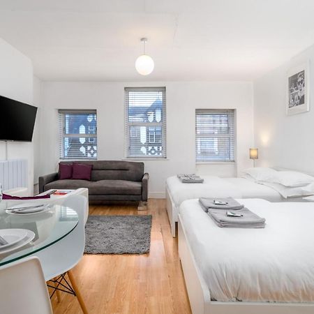 Soho & Covent Garden Apartment, Sleeps 3 London Luaran gambar